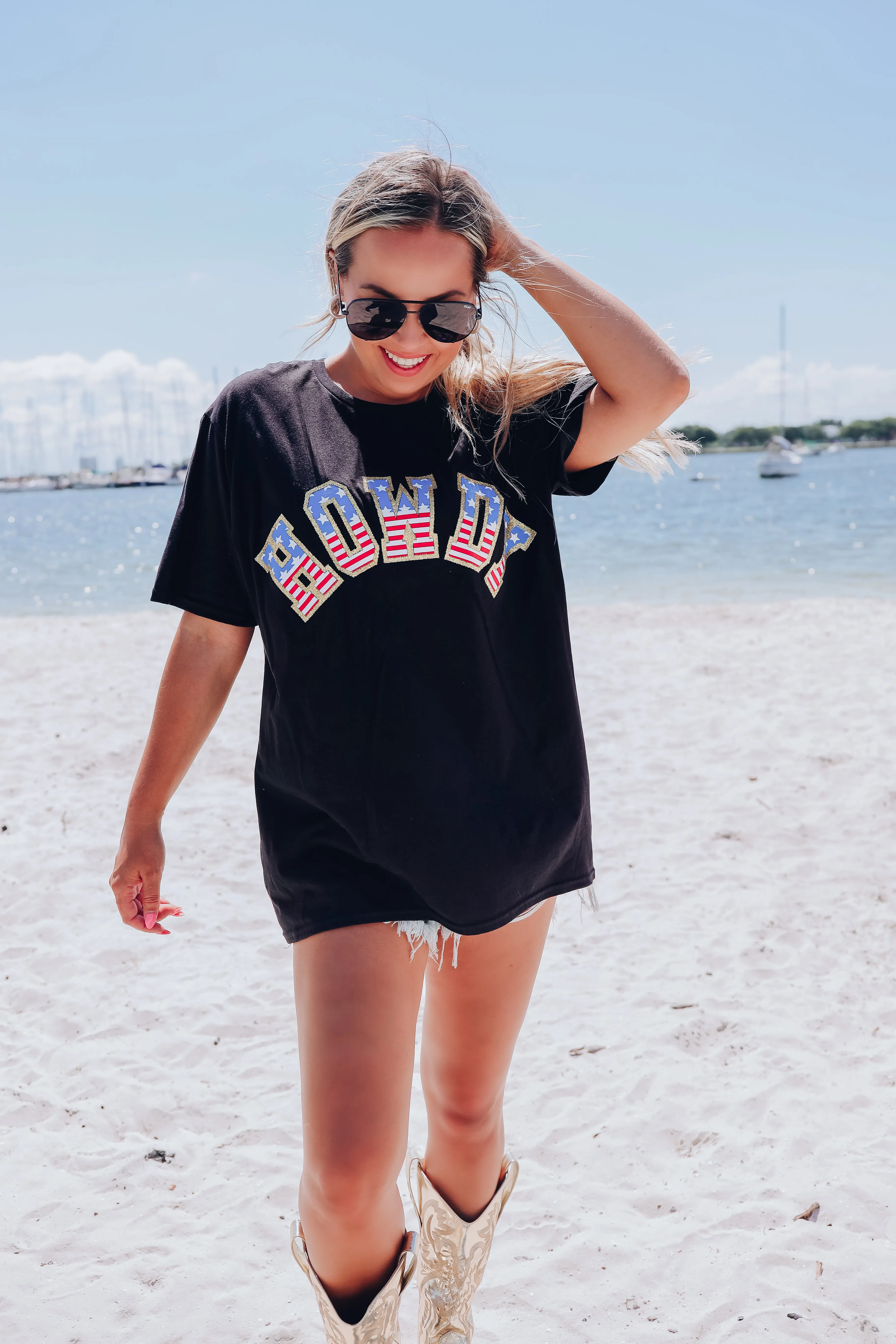 American Glitter Howdy Graphic Tee - Black