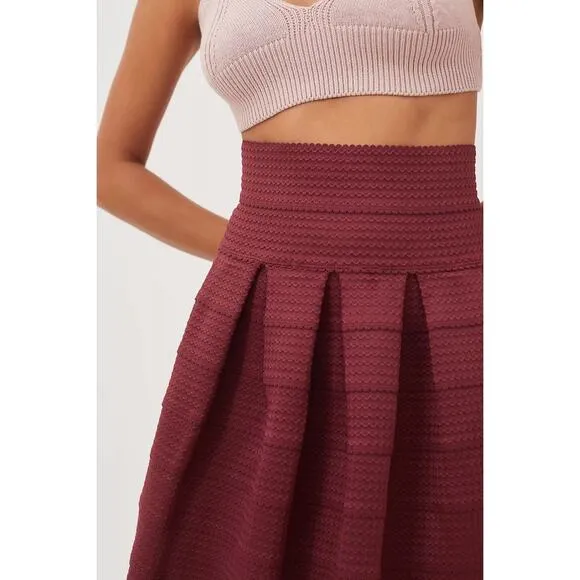 Anthropologie Girls From Savoy Full Pleated Structured Ponte Mini Skirt XS Small