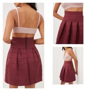 Anthropologie Girls From Savoy Full Pleated Structured Ponte Mini Skirt XS Small