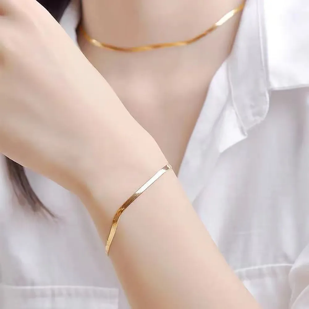 Authentic 18K Solid Gold Flat Snake Chain Bracelet Heart Elegant Beautiful Jewelry 7.1"