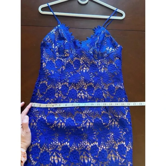 Bardot NWT Blue Lace Spaghetti Strap Sweetheart Neckline Cocktail Dress Medium