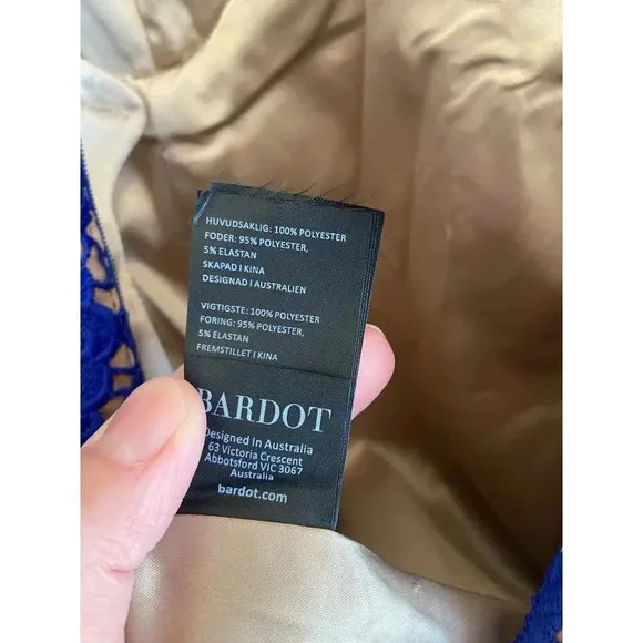 Bardot NWT Blue Lace Spaghetti Strap Sweetheart Neckline Cocktail Dress Medium