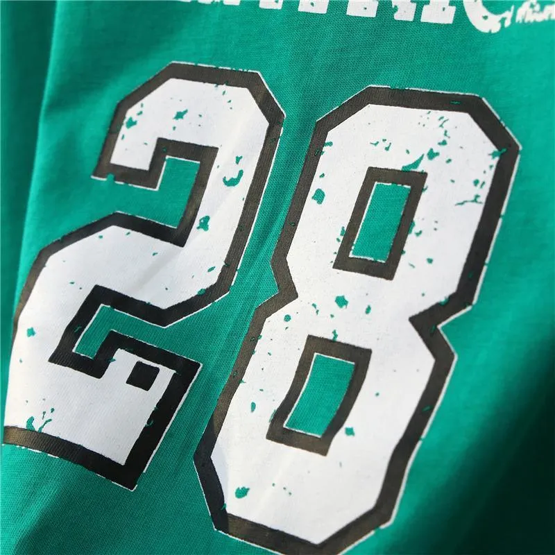 'BEATRICE 28' Crop T-Shirt