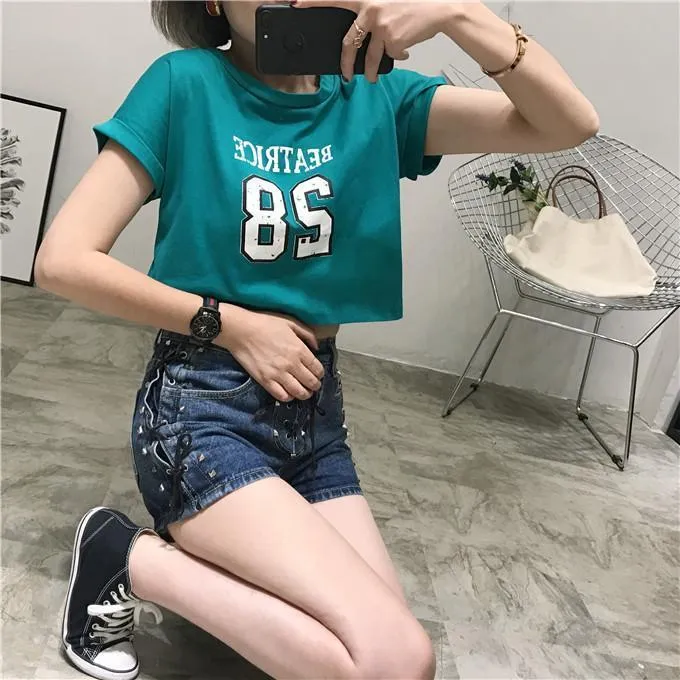 'BEATRICE 28' Crop T-Shirt