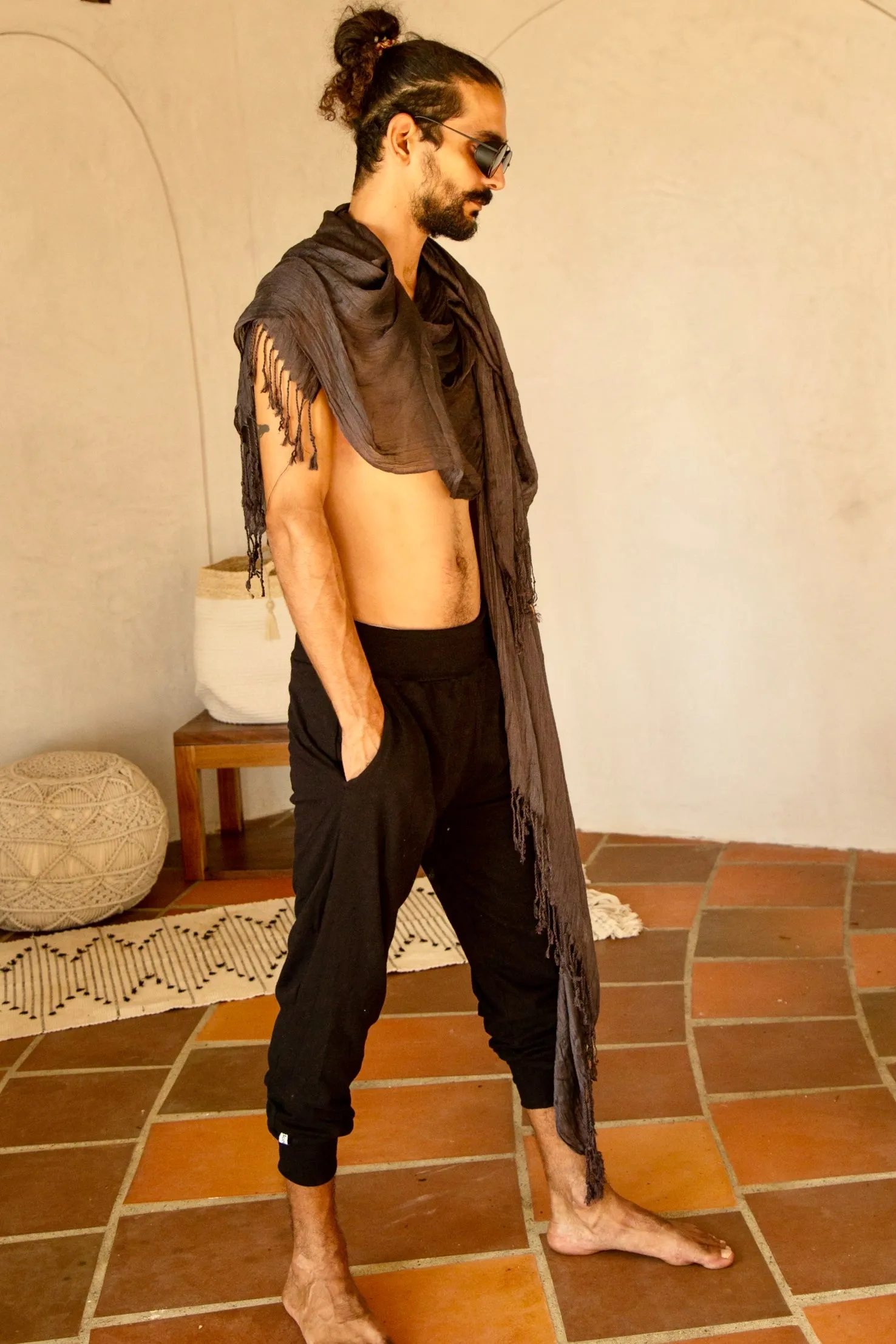 Black Skinny Wander Pant | Him
