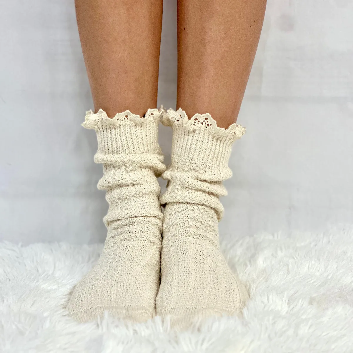 BOOTIE  lace slouch  socks -natural