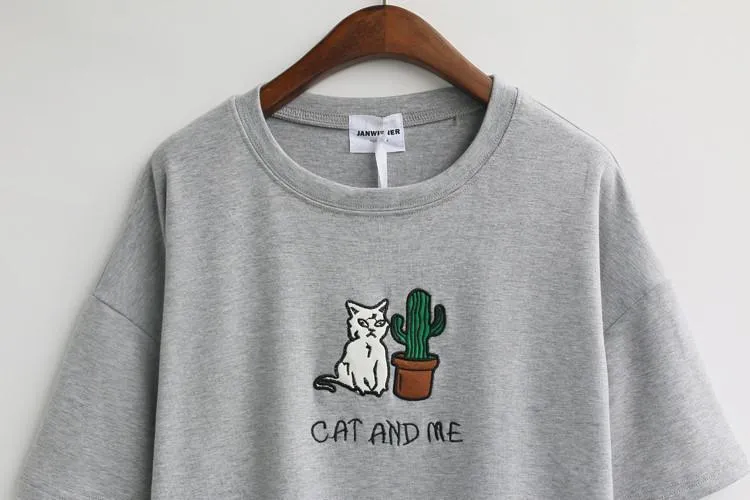'CAT AND ME' Embroidery T-Shirt (4 Colors)