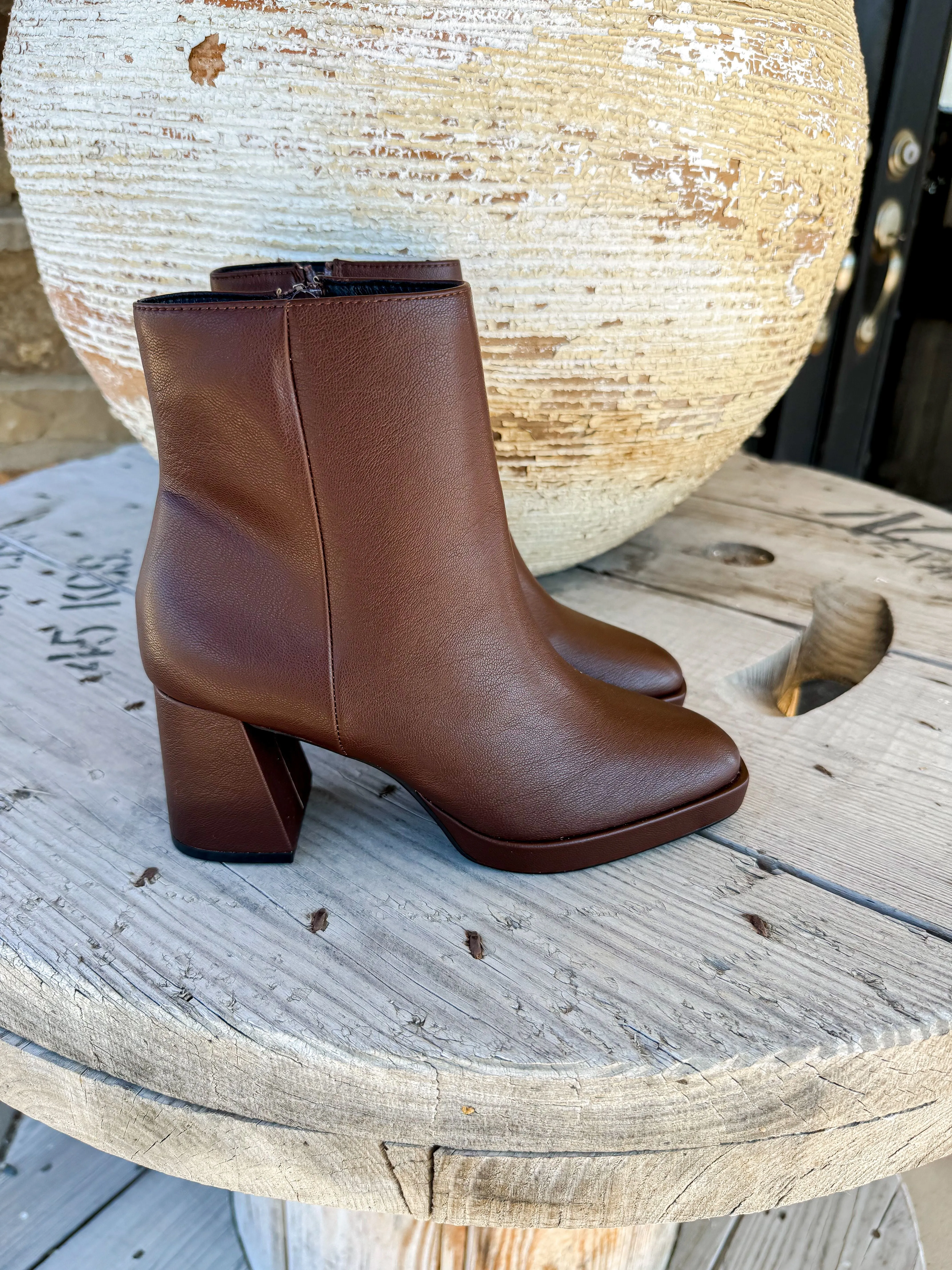Dodger Bootie Brown