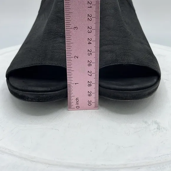 Eileen Fisher Milton Tumbled Nubuck Bootie
