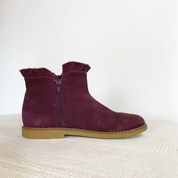 Elephantito Kids' Ruffle Ankle Booties Girls size 4