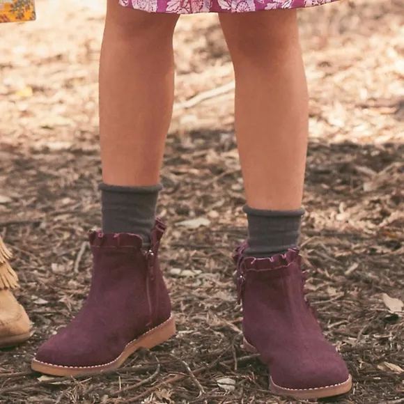 Elephantito Kids' Ruffle Ankle Booties Girls size 4