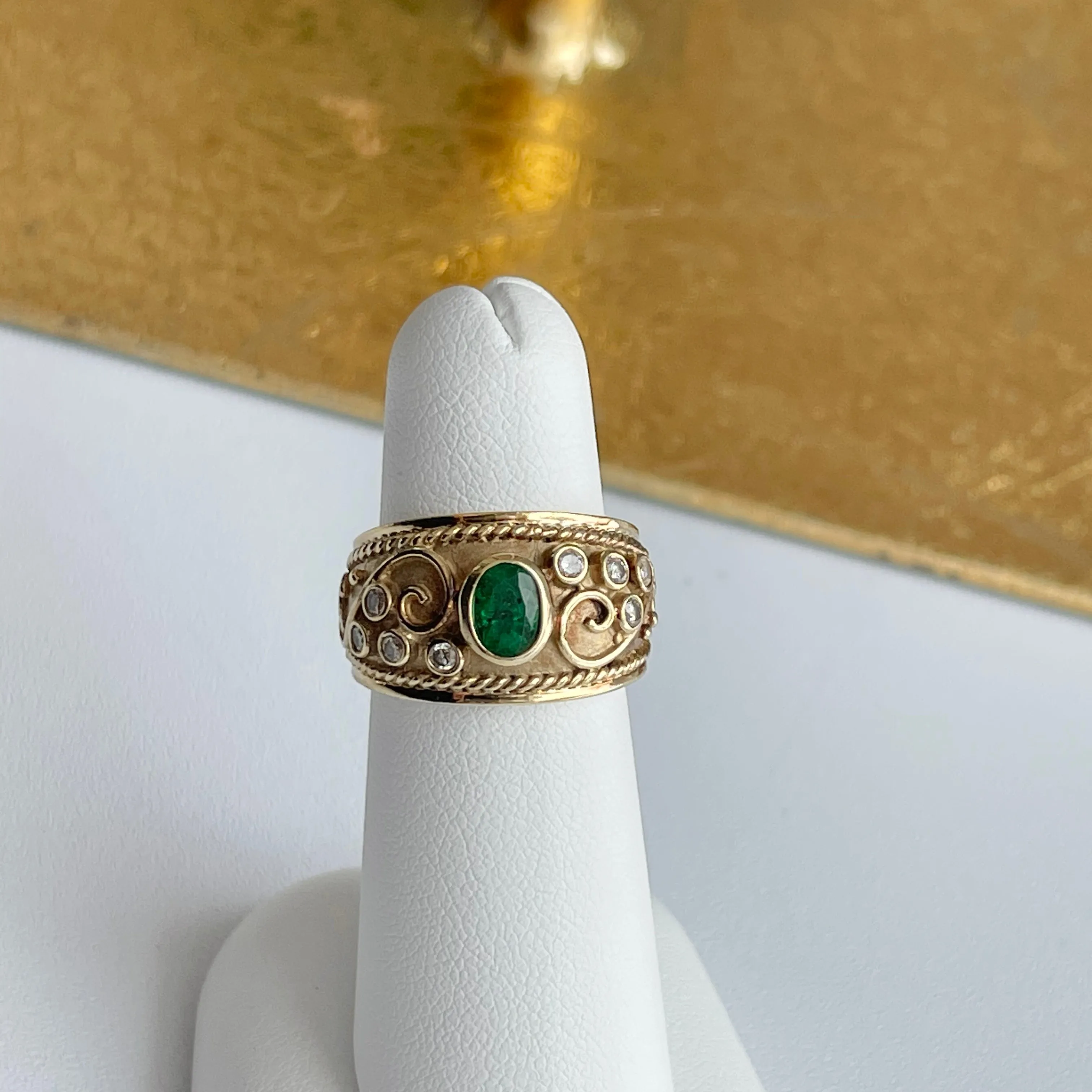 Estate 14KT Yellow Gold Byzantine Emerald   Diamond Cigar Band Ring