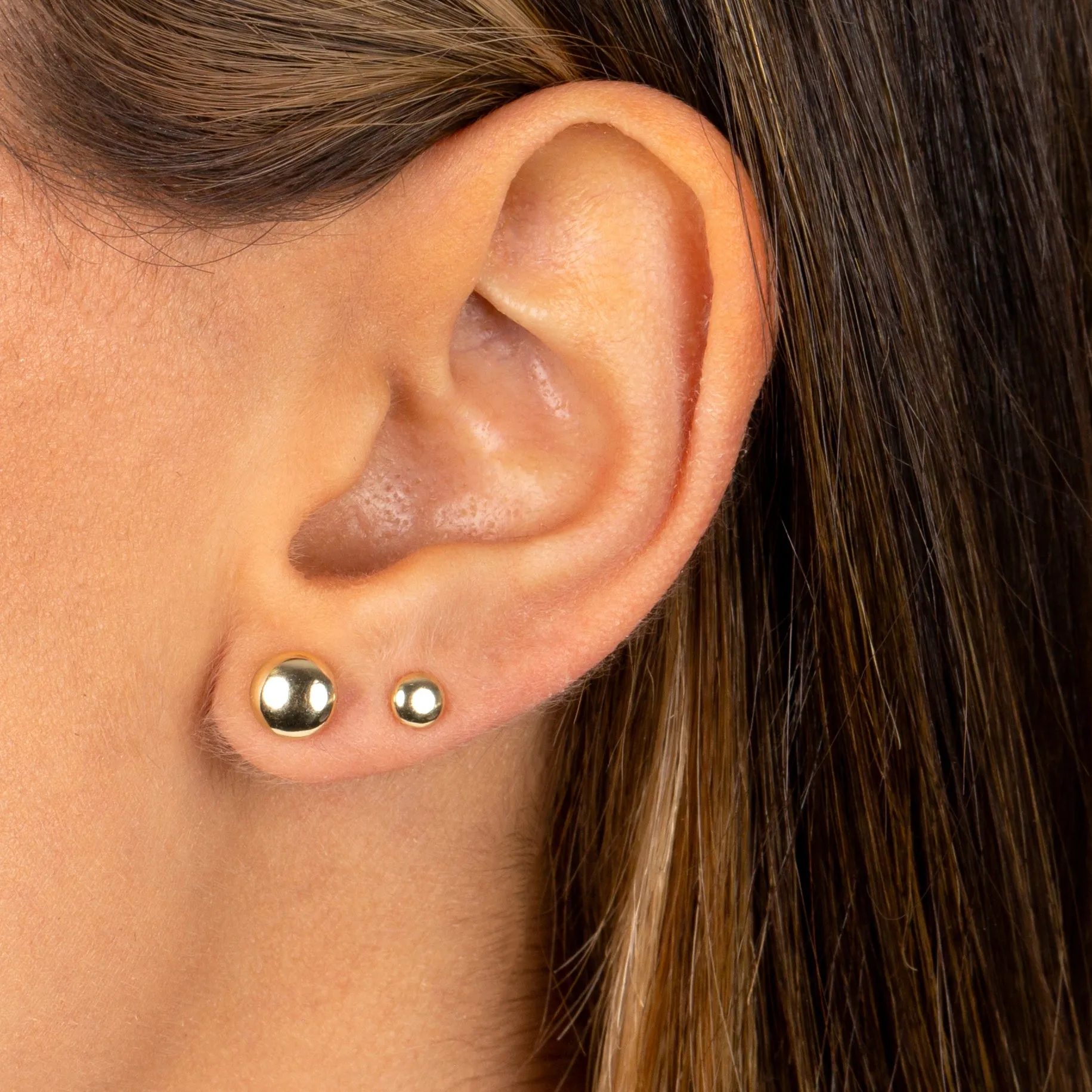 Flat Round Pebble Stud Earring 14K