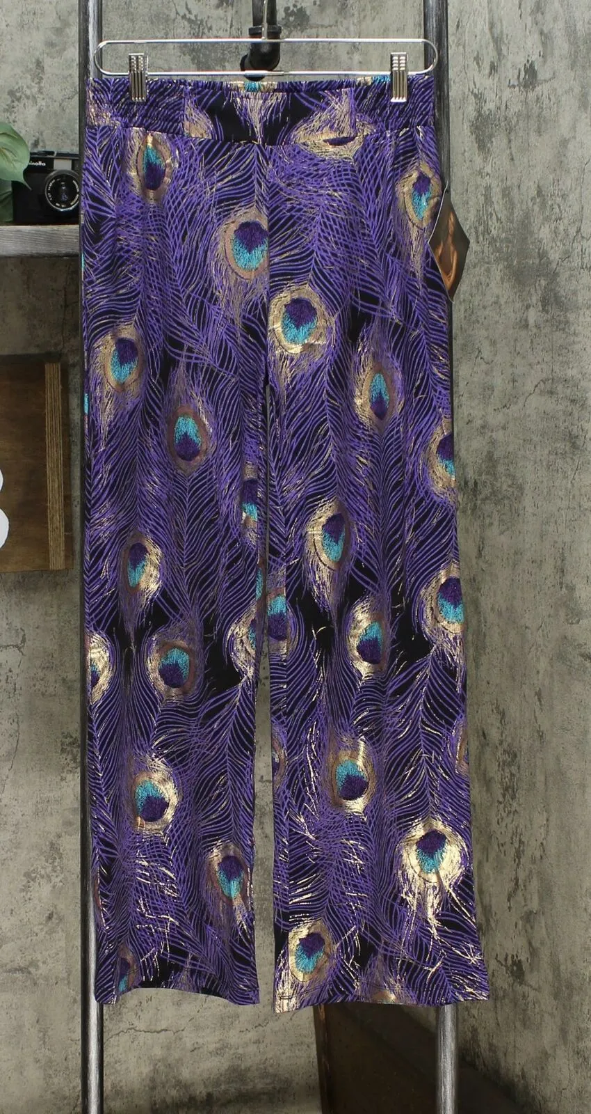 IMAN Women's Petite Global Chic Luxury Resort Peacock Print Palazzo Pants