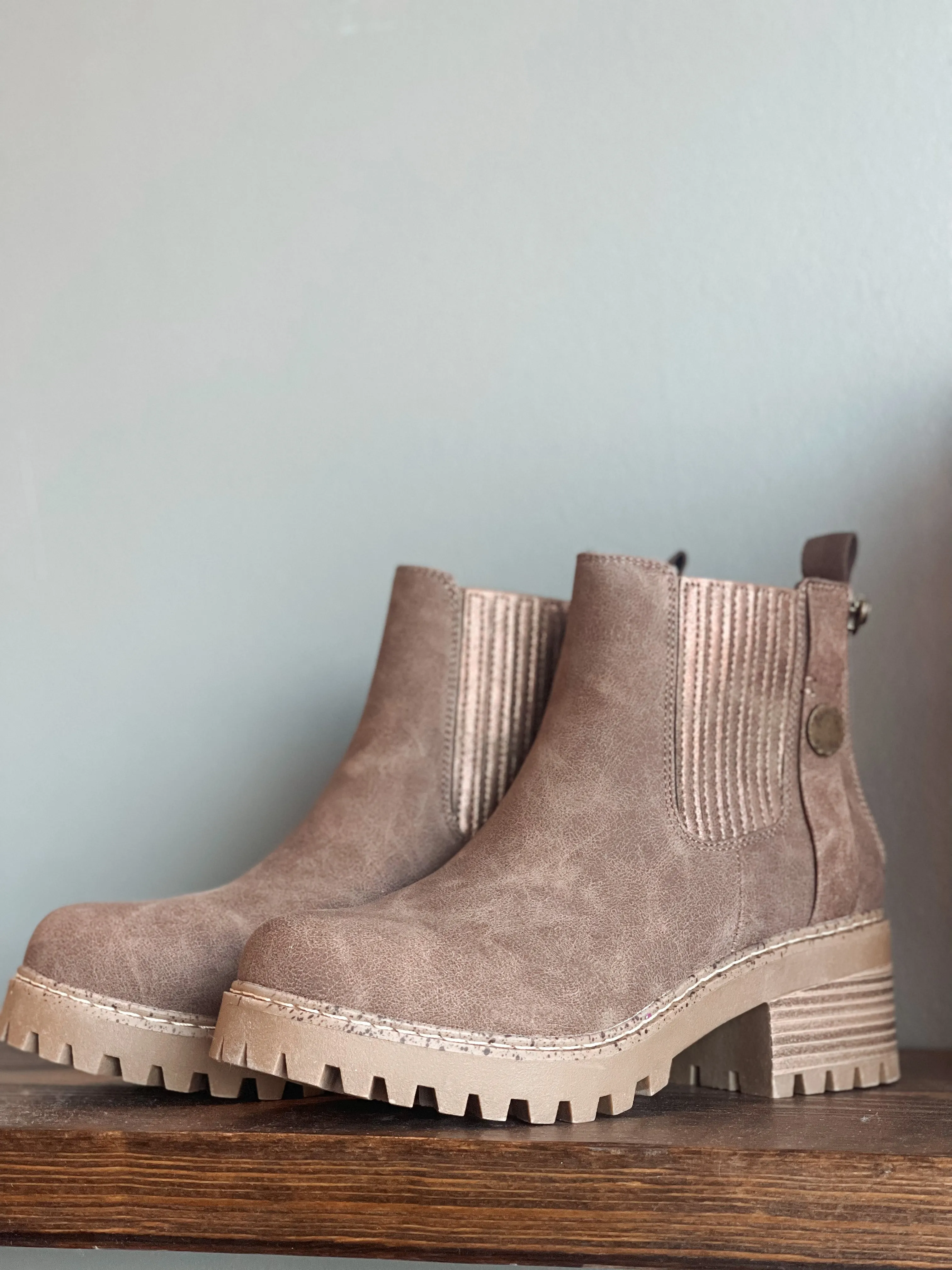 Layten Bootie [TAUPE]