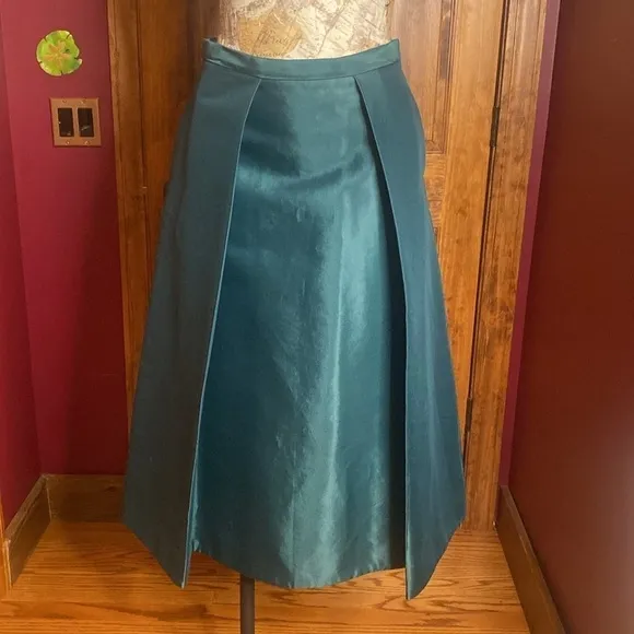Lord &amp; Taylor 424 Fifth long full heavy structured cotton pleated skirt sz 2 NWT