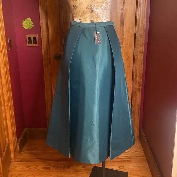 Lord &amp; Taylor 424 Fifth long full heavy structured cotton pleated skirt sz 2 NWT