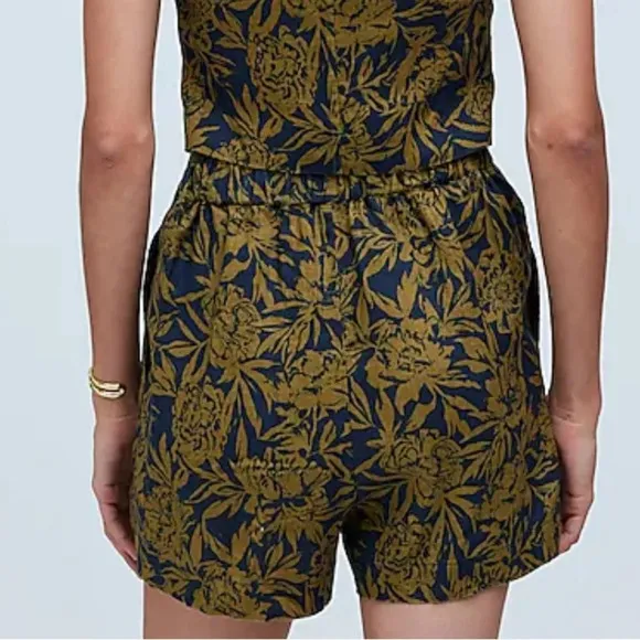 Madewell Clean Pull-On Shorts in 100% Linen Size Small