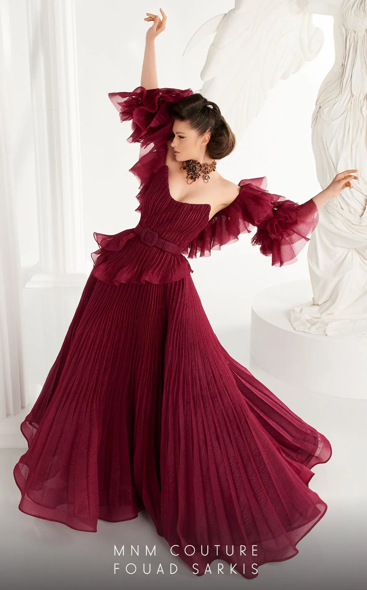MnM Couture 2570
