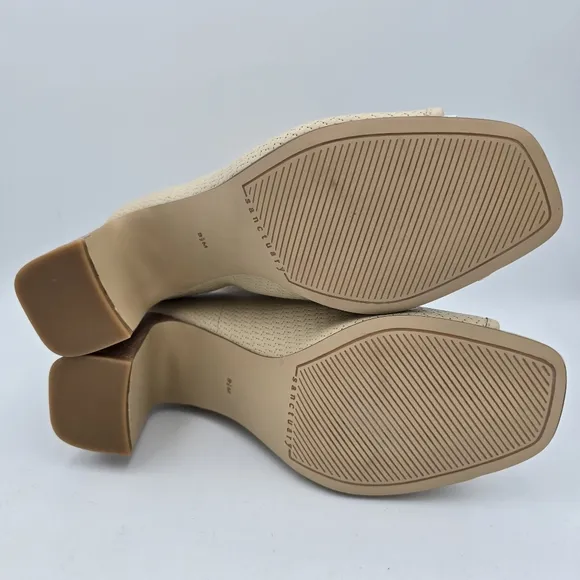 NWOT Sanctuary Ready Leather Peep Toe Zip Booties, Oatmilk (Light Tan), Sz. 9.5M