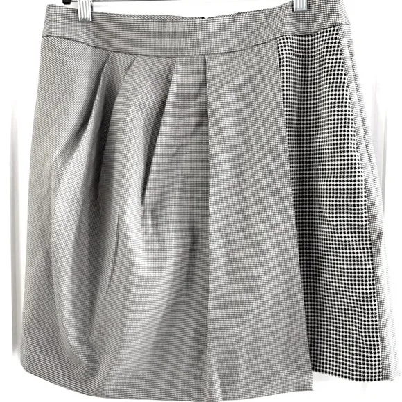 NWT Club Monaco Mini Skirt Draped pleats at front wrap design flattering size 12