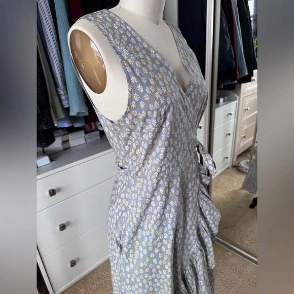 NWT🌼Madewell Floral Ruffle Trim Wrap Dress in Still Dawn Sz. M