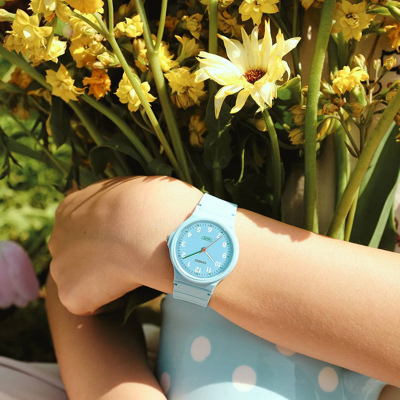 Reloj casual correa de resina LQ-24B-2B