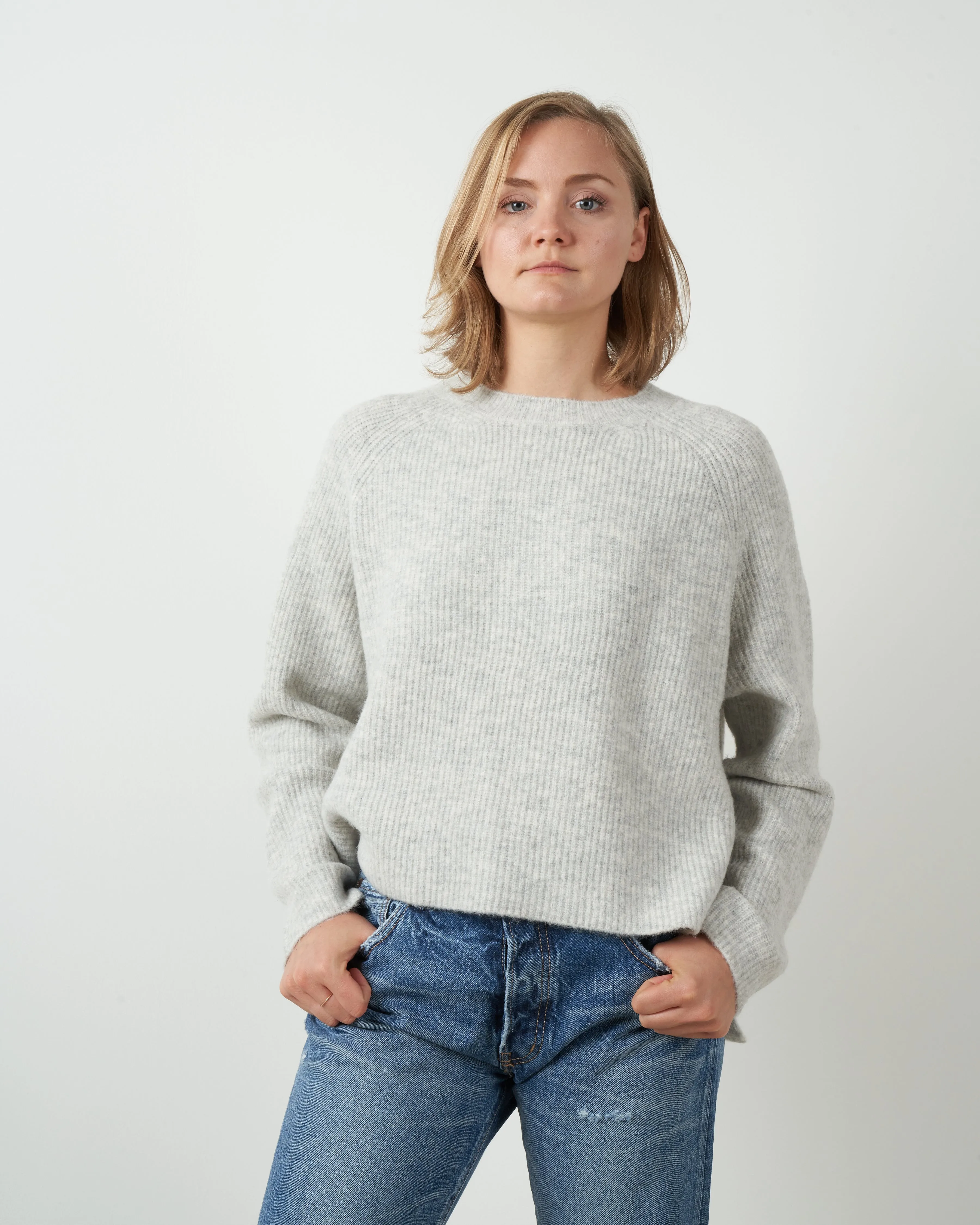 ribbed crewneck - light grey