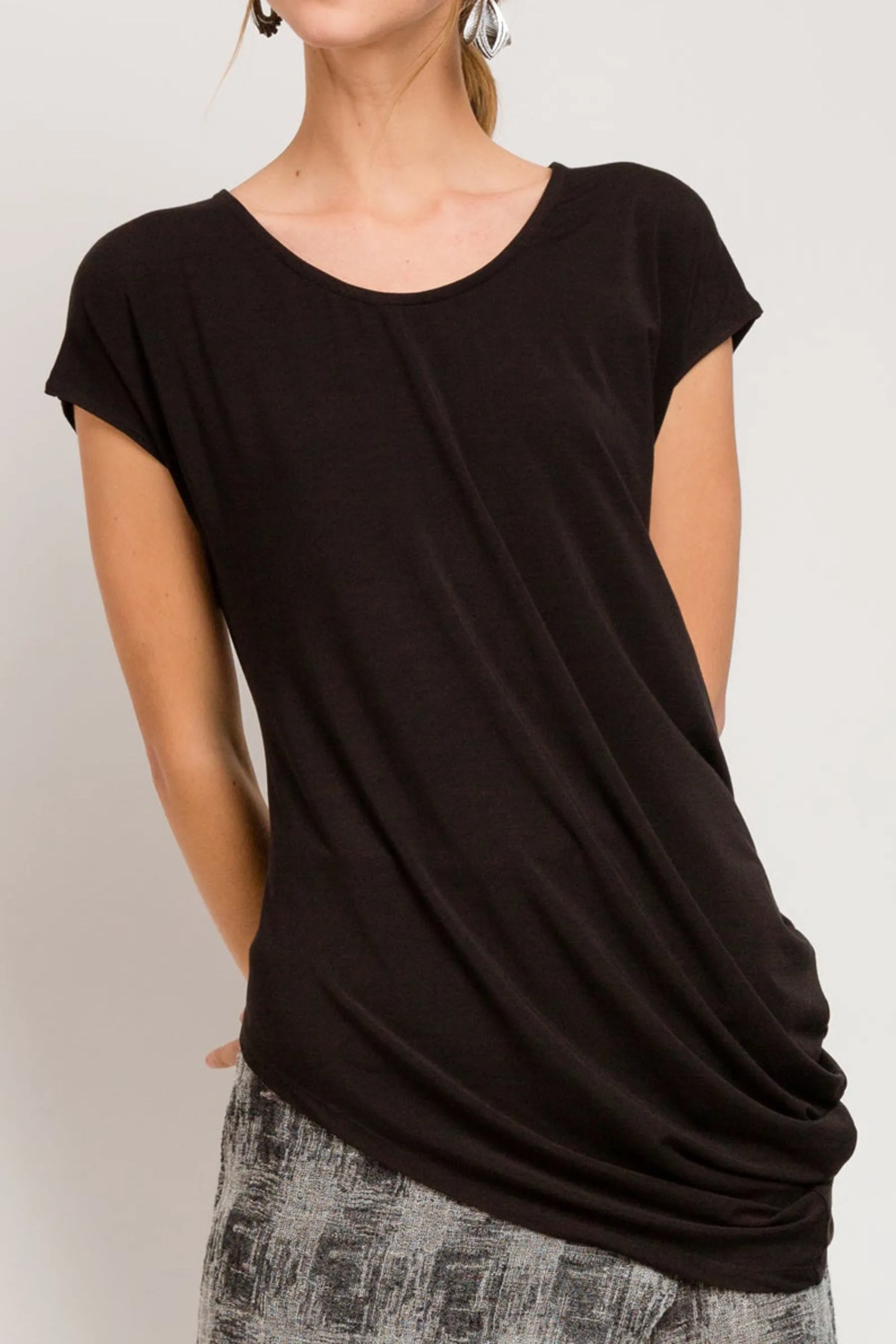 SALE Curve Top in Black Bamboo