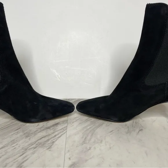 Sam Edelman Lani Black Suede Chelsea Bootie 5 1/2
