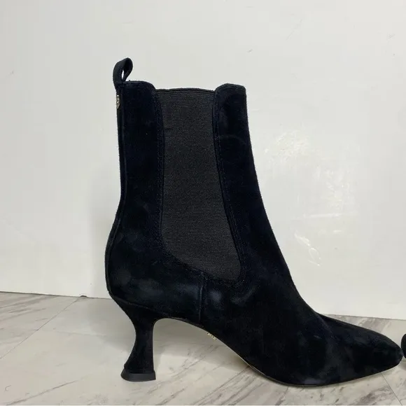 Sam Edelman Lani Black Suede Chelsea Bootie 5 1/2