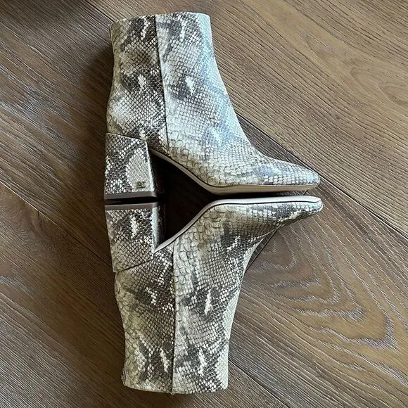 SAM EDELMAN Daruby Bootie in Wheat Snake