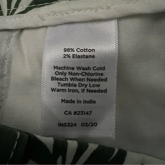 Talbots Palm Leaf Tie Waist Shorts Size 12 Casual Beach Vacation Floral Cotton