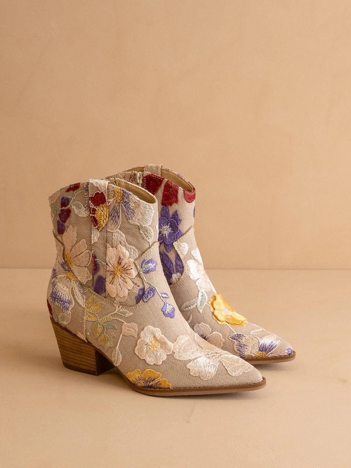 The Wanda | Taupe Floral Applique Western Boot