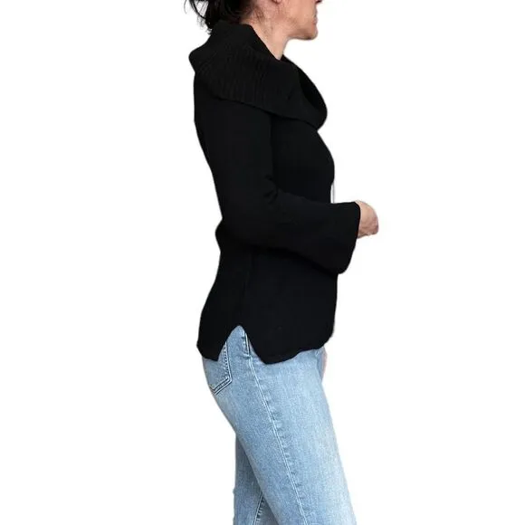 UGG Turtleneck Black Sweater Size XS
