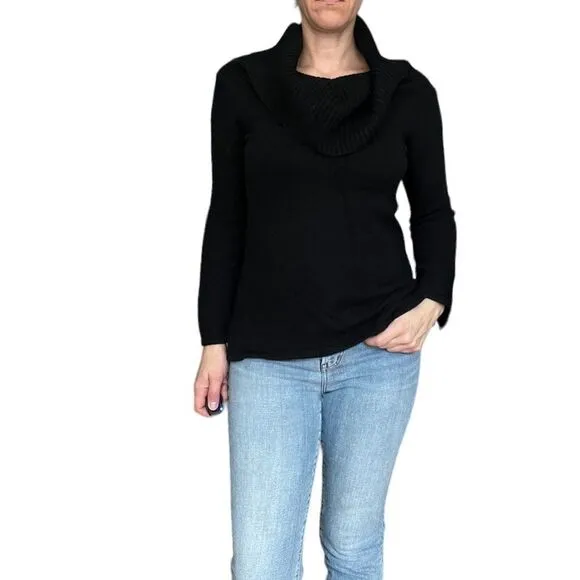 UGG Turtleneck Black Sweater Size XS