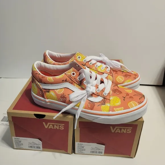 Vans Old Skool Girls' Grade School Fruity Coral