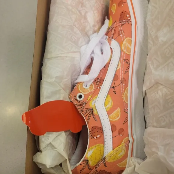 Vans Old Skool Girls' Grade School Fruity Coral