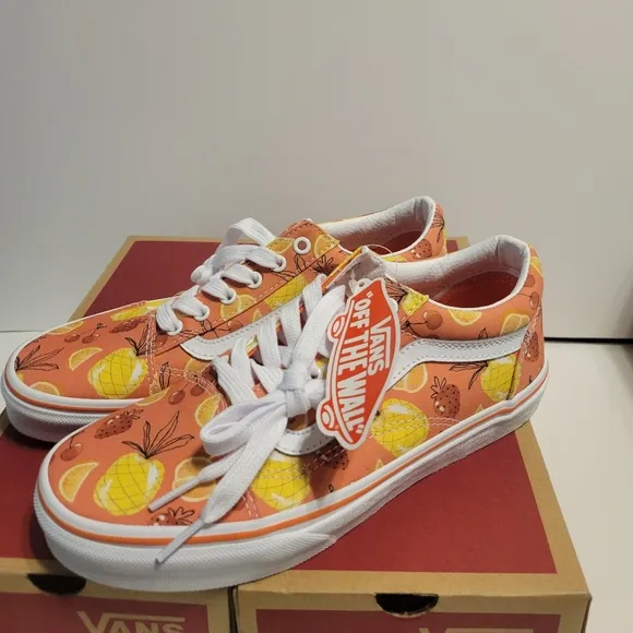 Vans Old Skool Girls' Grade School Fruity Coral