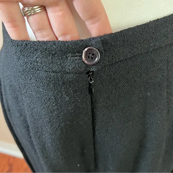 Vintage Ann Taylor Classic Black Women's Blazer Skirt Set Wool Blend Suit 6/8